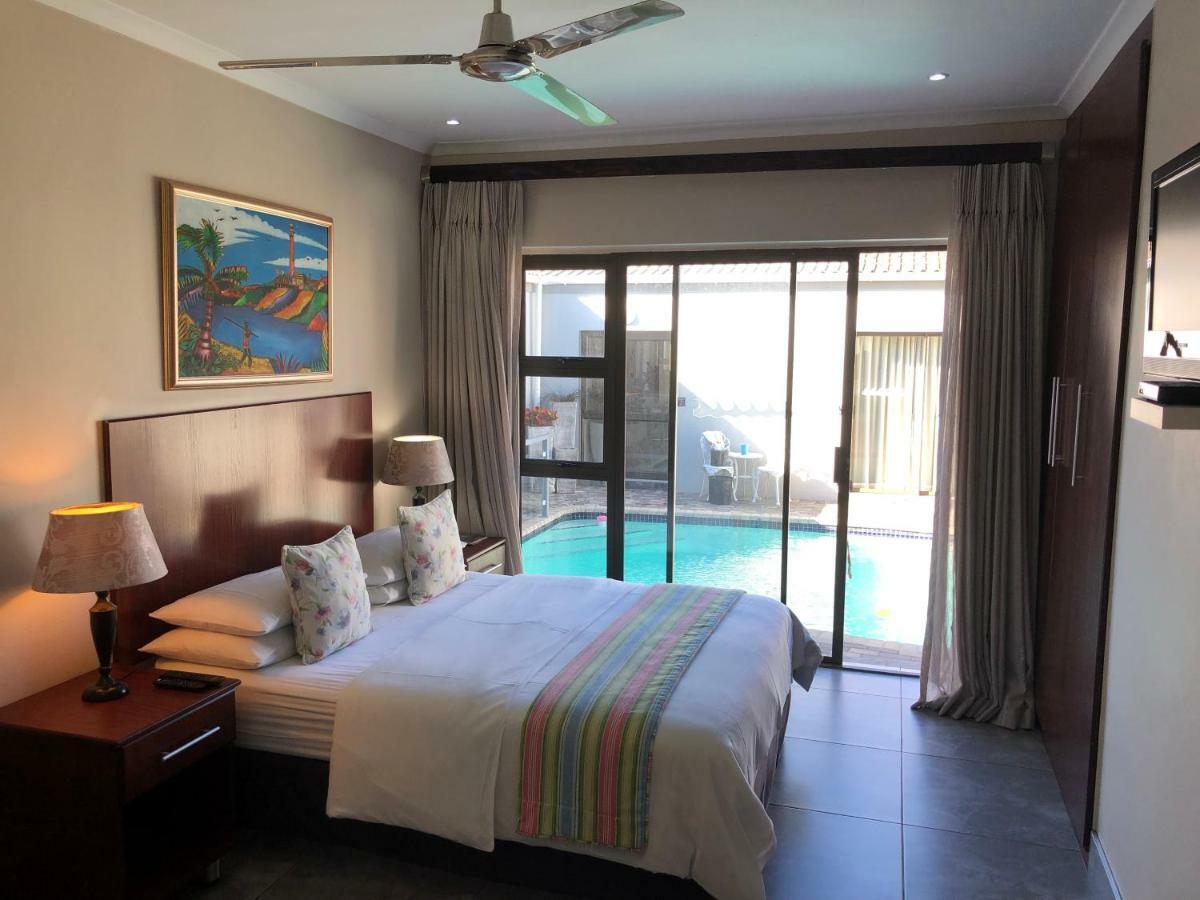 Le Blue Guesthouse Порт-Элизабет Экстерьер фото
